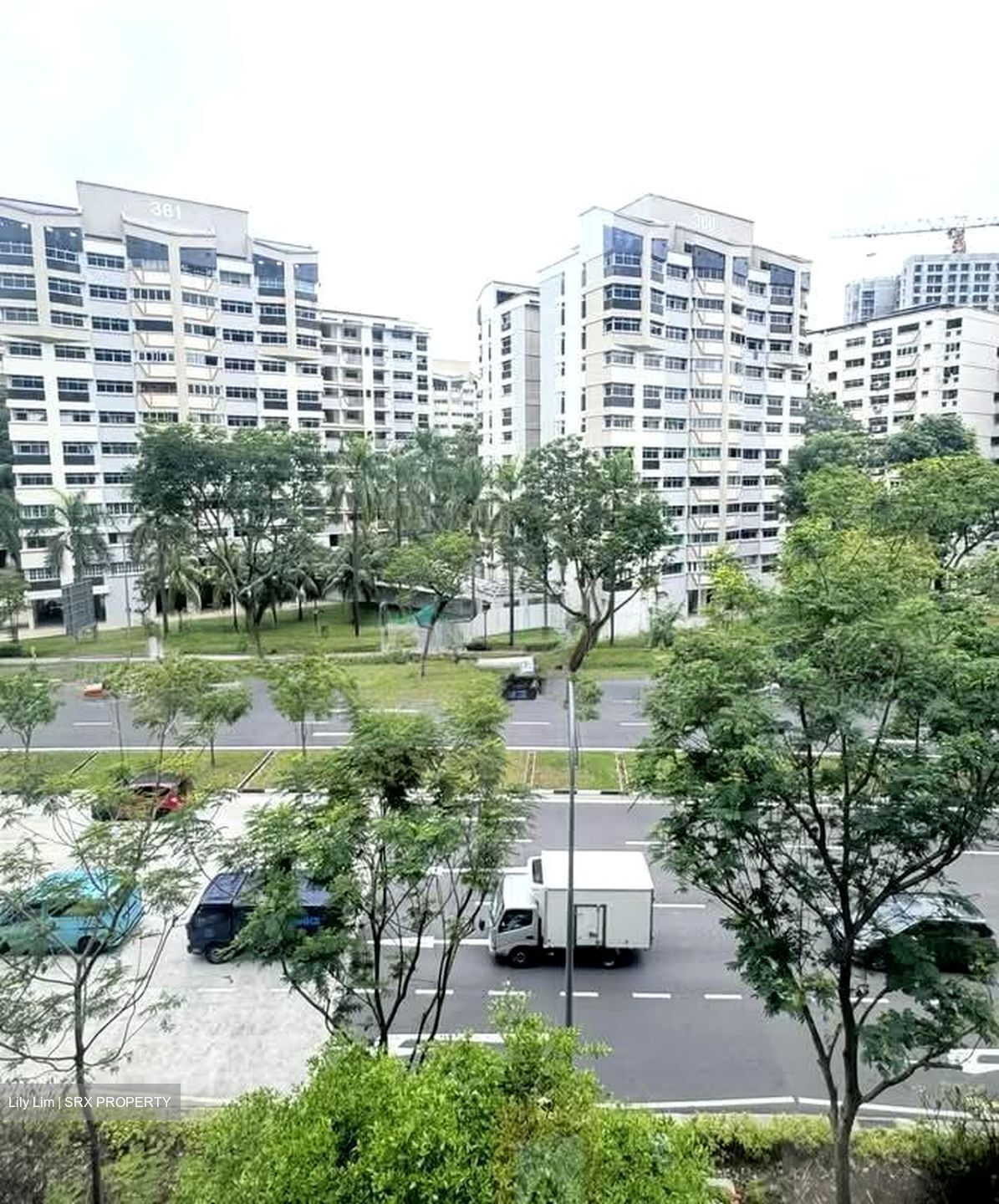 Woods Square (D25), Office #576169431